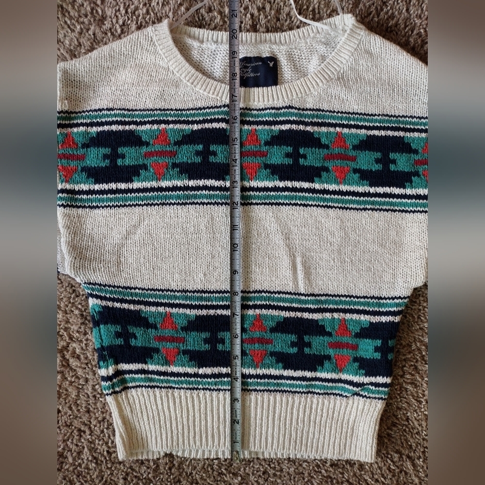 American Eagle Southwestern Aztec Short Sleeve Knit Sweater Small Petite - Picture 11 of 12